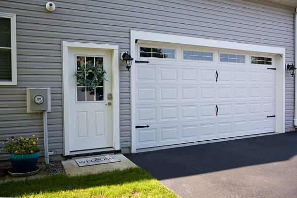 24/7 Emergency Garage Door Panel Replacement experts in Monongah, WV